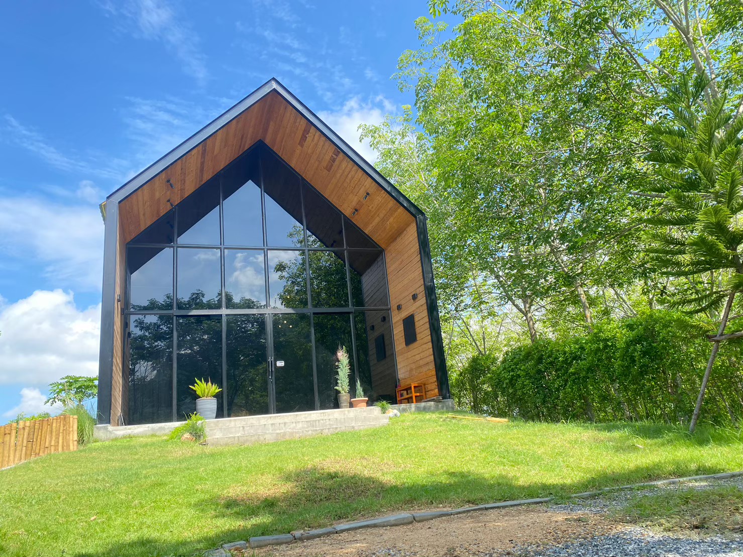 LINE_ALBUM_บ้านพัก_241028_1