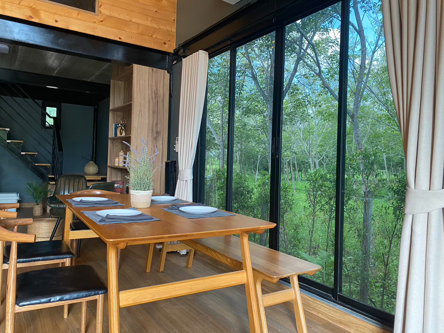 LINE_ALBUM_บ้านพัก_241028_36