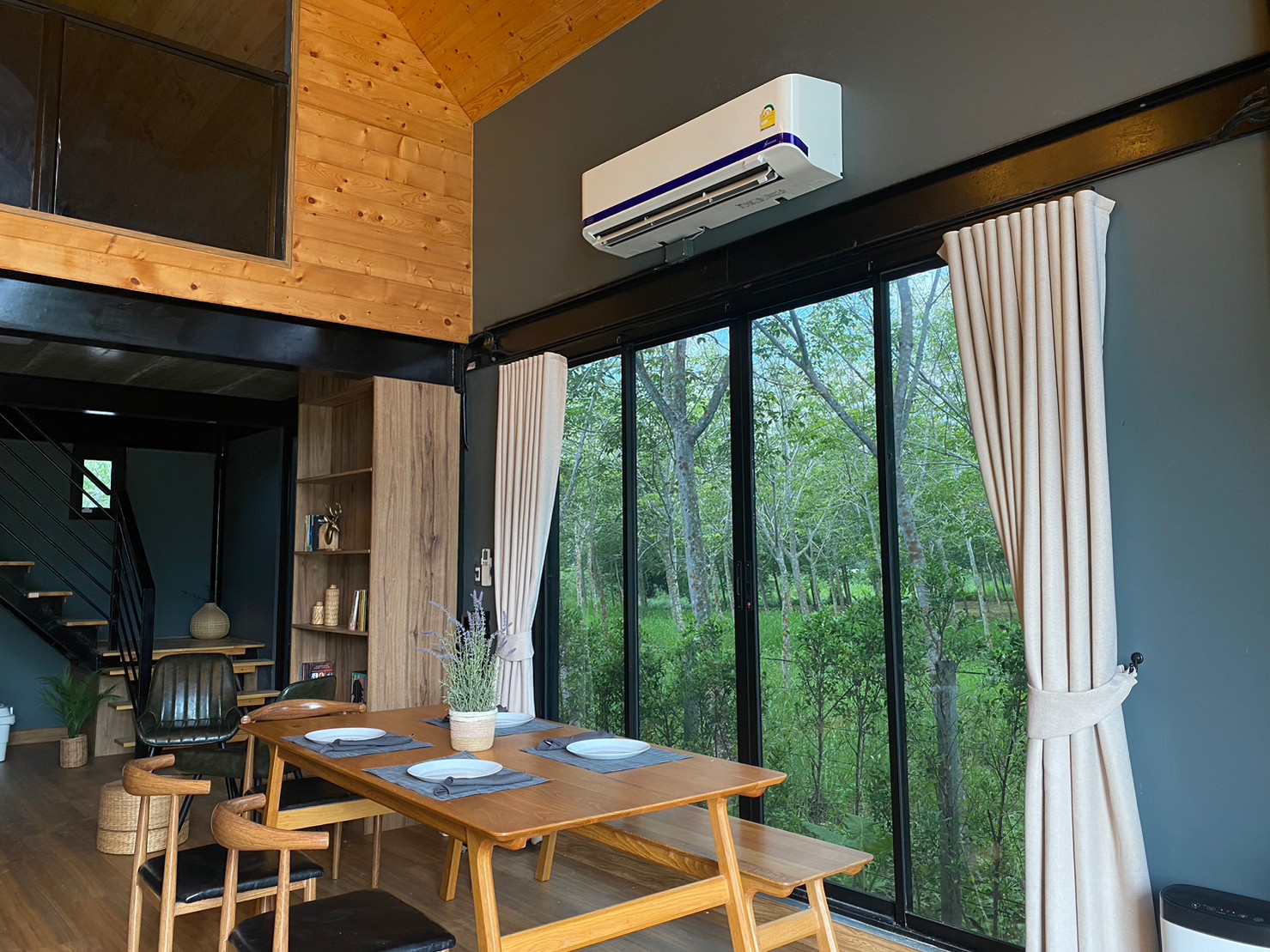 LINE_ALBUM_บ้านพัก_241028_38