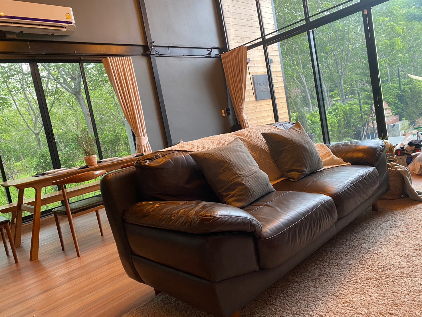 LINE_ALBUM_บ้านพัก_241028_41