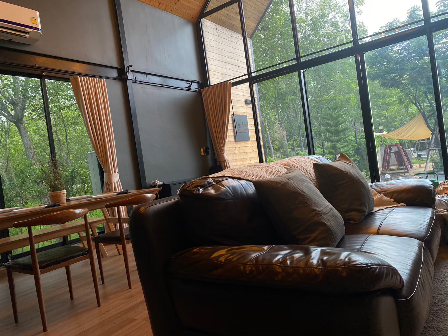 LINE_ALBUM_บ้านพัก_241028_43