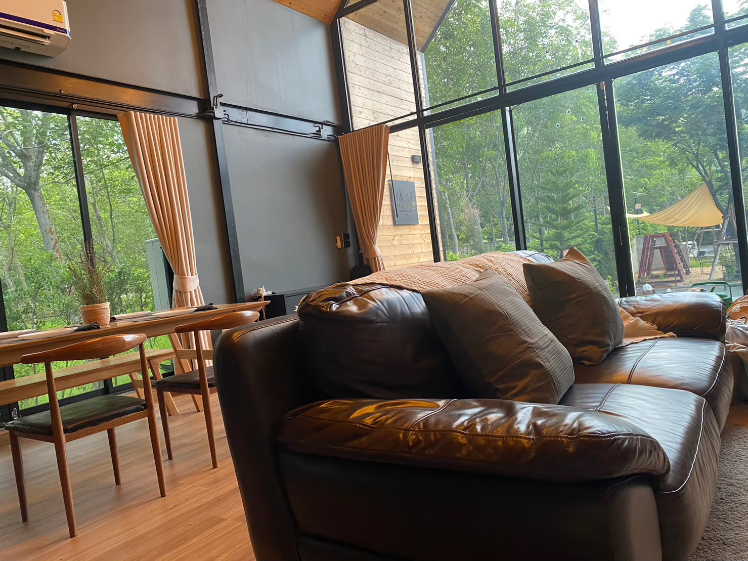 LINE_ALBUM_บ้านพัก_241028_44