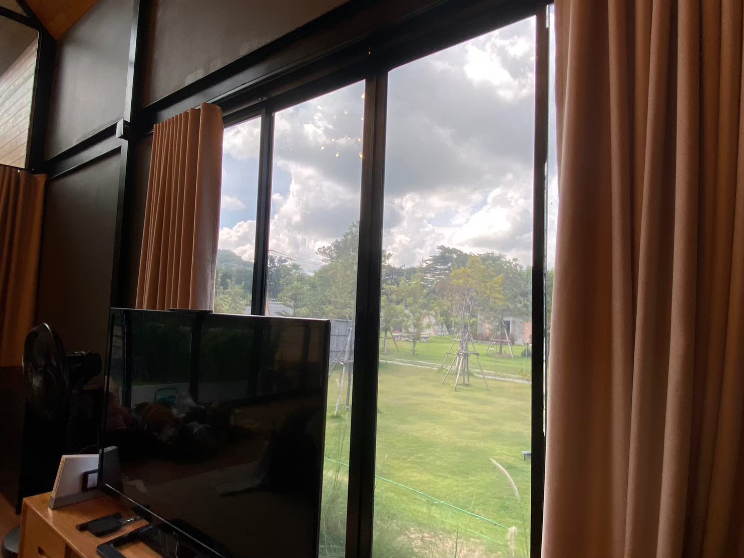 LINE_ALBUM_บ้านพัก_241028_51