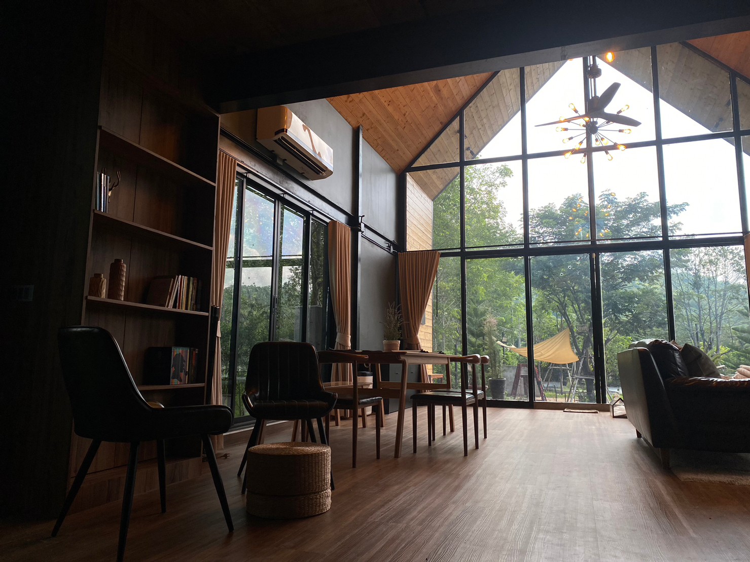 LINE_ALBUM_บ้านพัก_241028_54