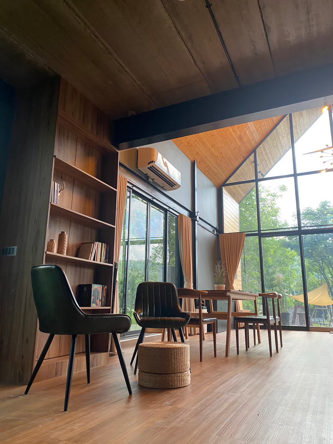 LINE_ALBUM_บ้านพัก_241028_58