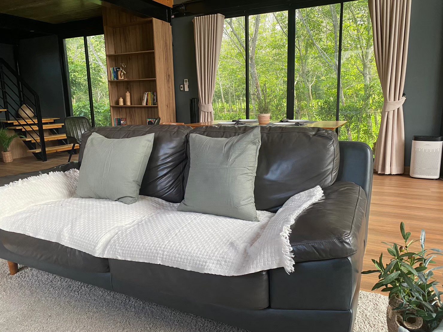 LINE_ALBUM_บ้านพัก_241028_66