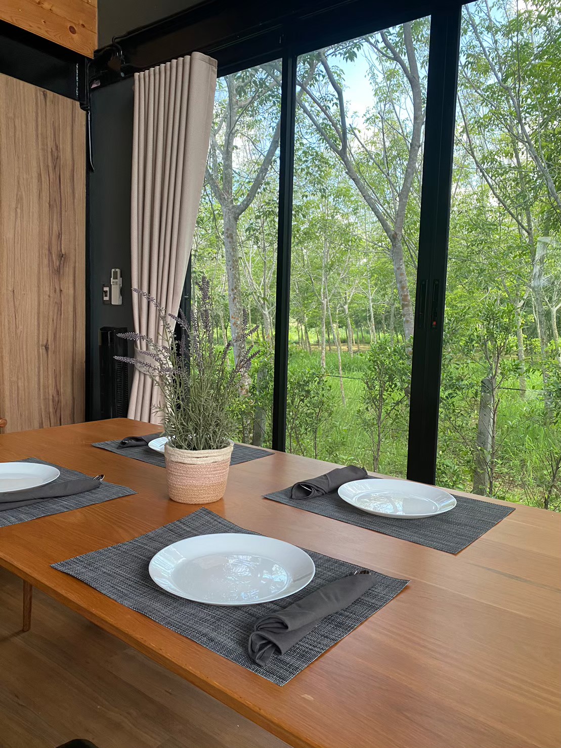 LINE_ALBUM_บ้านพัก_241028_69