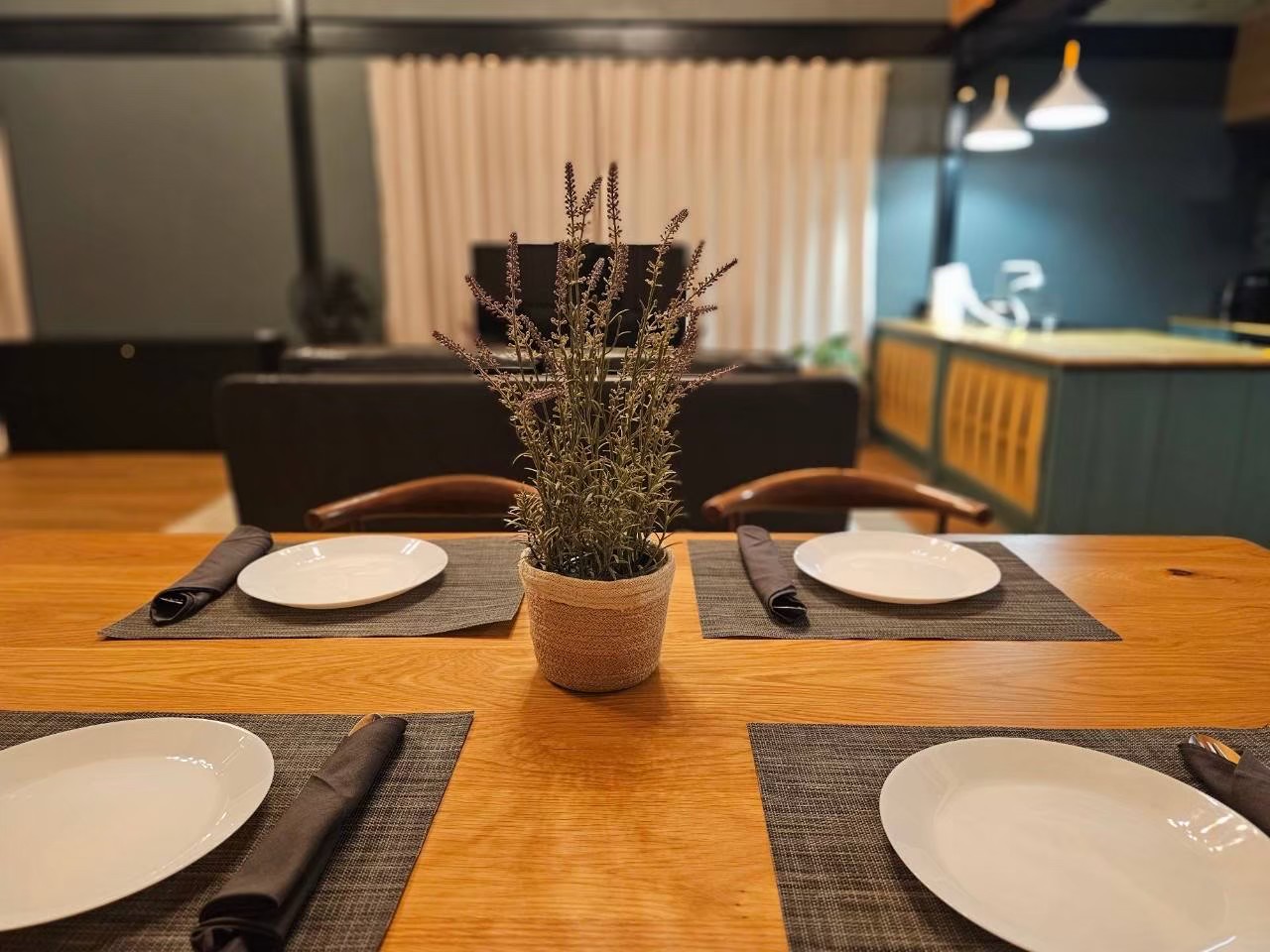 LINE_ALBUM_บ้านพัก_241028_76