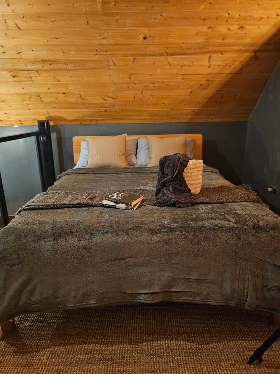 LINE_ALBUM_บ้านพัก_241028_79