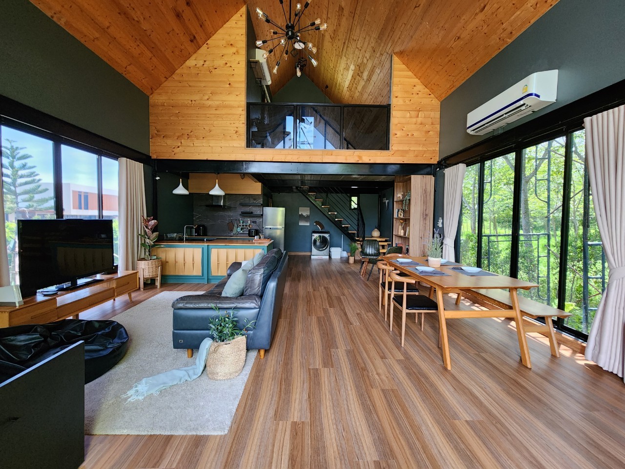 LINE_ALBUM_บ้านพัก_241028_85